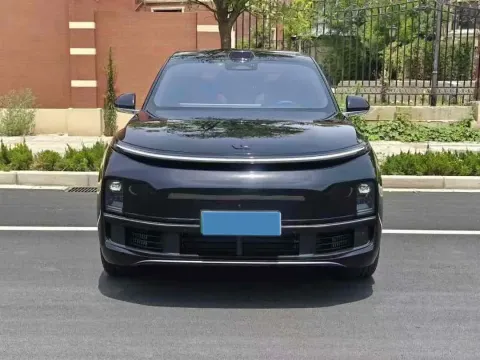 2022 Li L9 Range Extended 154HP REEV 42.6KWH,autocango,china used car exporter,china ev exporter,chinese used car exporter,chinese used ev exporter