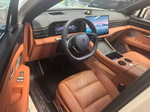 2025 FangChengBao Bao 5 1.5T 194HP L4 E-CVT PHEV