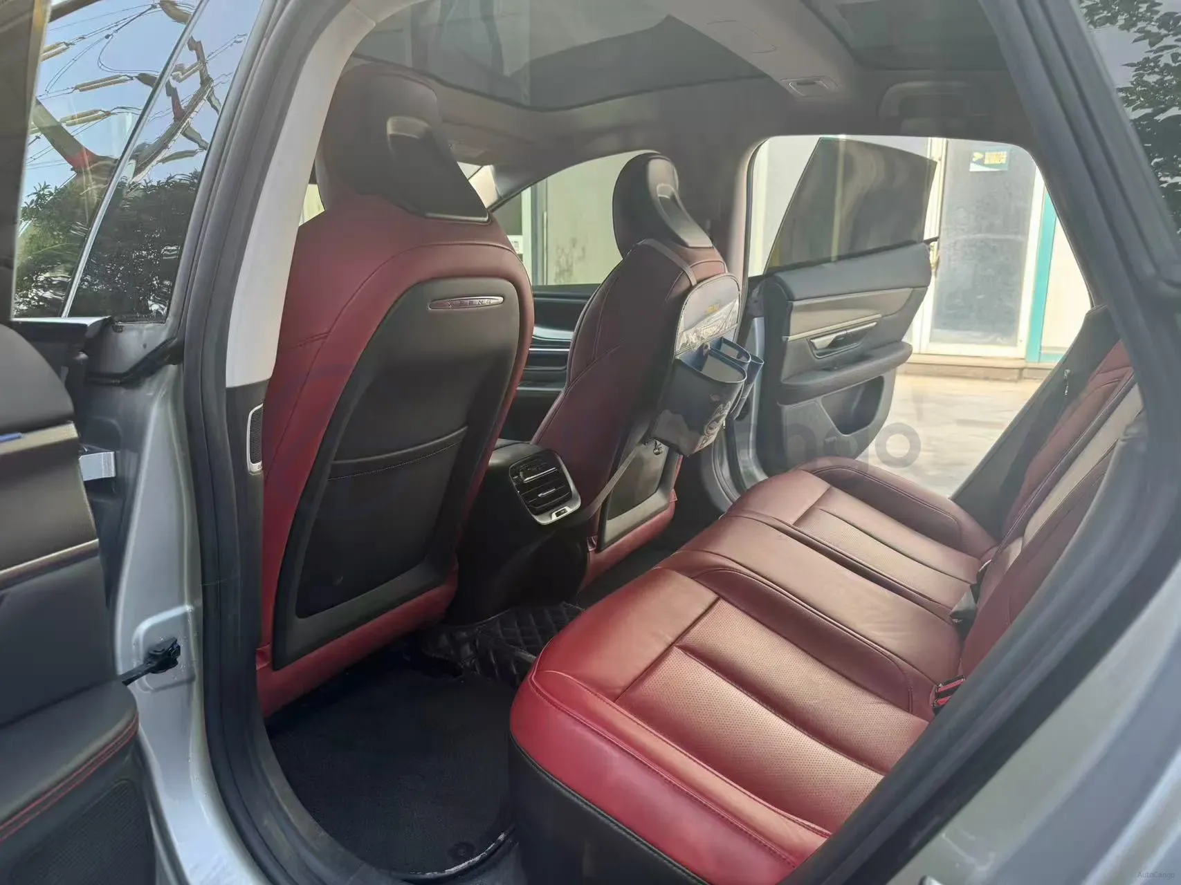 2023 Xpeng P7 BEV 86.2KWH,autocango,china used car exporter,china ev exporter,chinese used car exporter,chinese used ev exporter