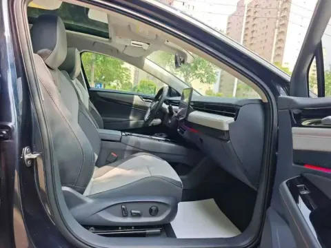 2024 Volkswagen ID.7 Vizzion BEV 84.8KWH,autocango,china used car exporter,china ev exporter,chinese used car exporter,chinese used ev exporter