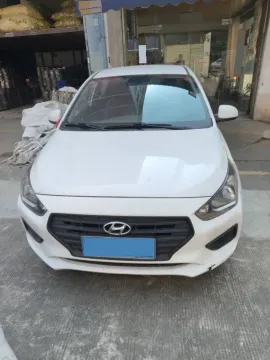 2020 Hyundai Reina 1.4L 95HP L4 5MT,autocango,china used car exporter,china ev exporter,chinese used car exporter,chinese used ev exporter