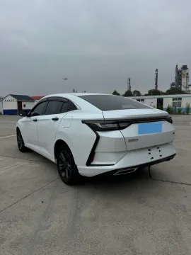 2023 DongFeng Aeolus YiXuan 1.5L 125HP L4 5MT