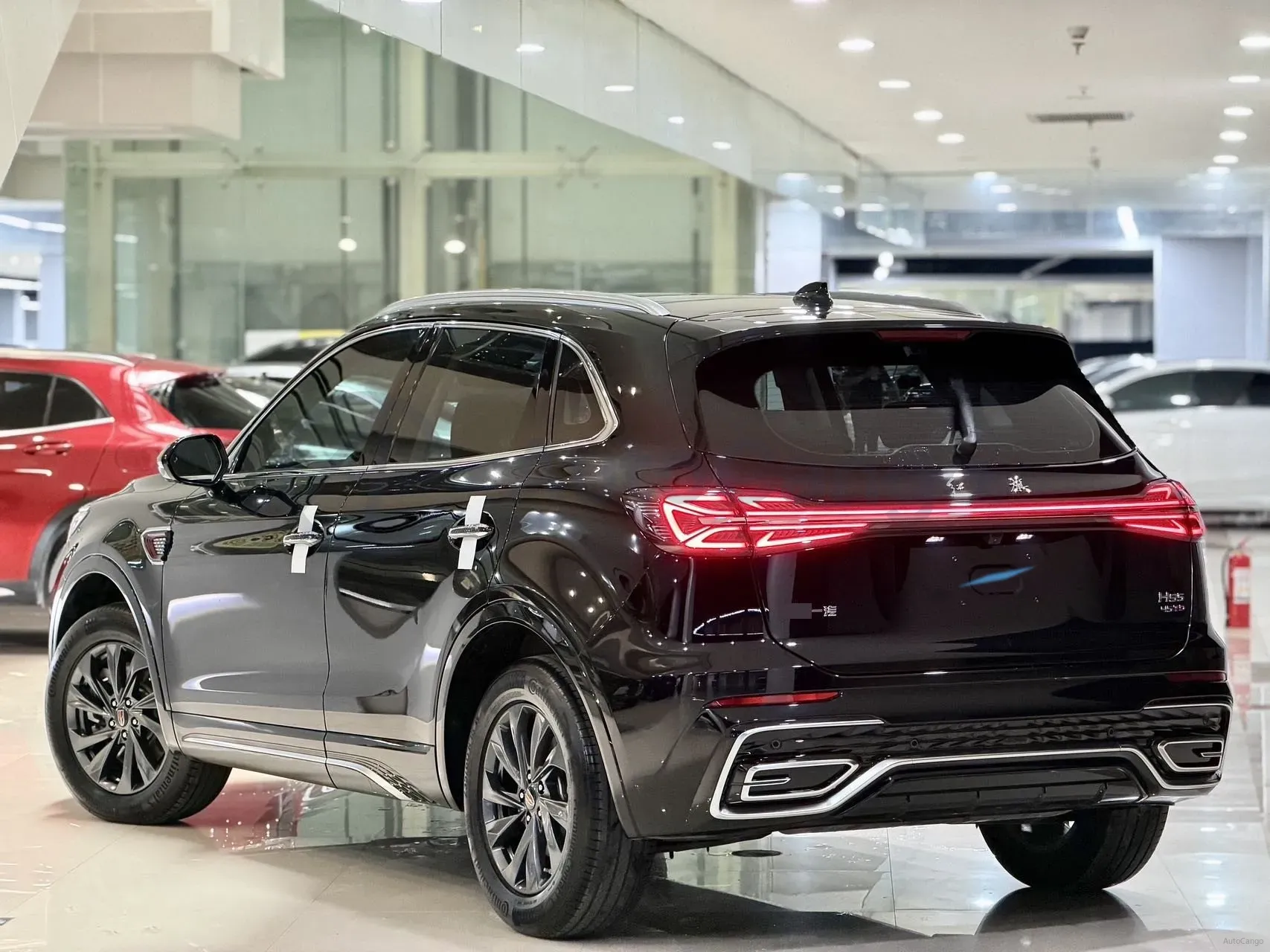 2023 HongQi HS5 2.0T 252HP L4 8AT,autocango,china used car exporter,china ev exporter,chinese used car exporter,chinese used ev exporter
