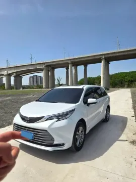 2024 TOYOTA SIENNA,autocango,china used car exporter,china ev exporter,chinese used car exporter,chinese used ev exporter