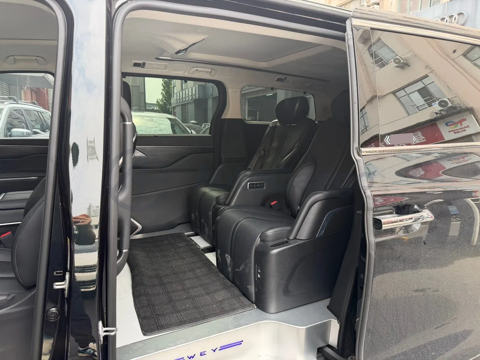 2024 Mercedes-Benz C Class 1.5T 204HP L4 9AT,autocango,china used car exporter,china ev exporter,chinese used car exporter,chinese used ev exporter