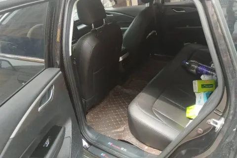 2023 WuLing XingGuang 1.5L 106HP L4 E-CVT PHEV 20.5KWH