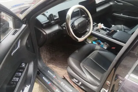 2023 WuLing XingGuang 1.5L 106HP L4 E-CVT PHEV 20.5KWH