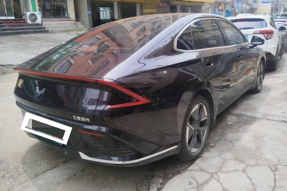 2023 WuLing XingGuang 1.5L 106HP L4 E-CVT PHEV 20.5KWH,autocango,china used car exporter,china ev exporter,chinese used car exporter,chinese used ev exporter