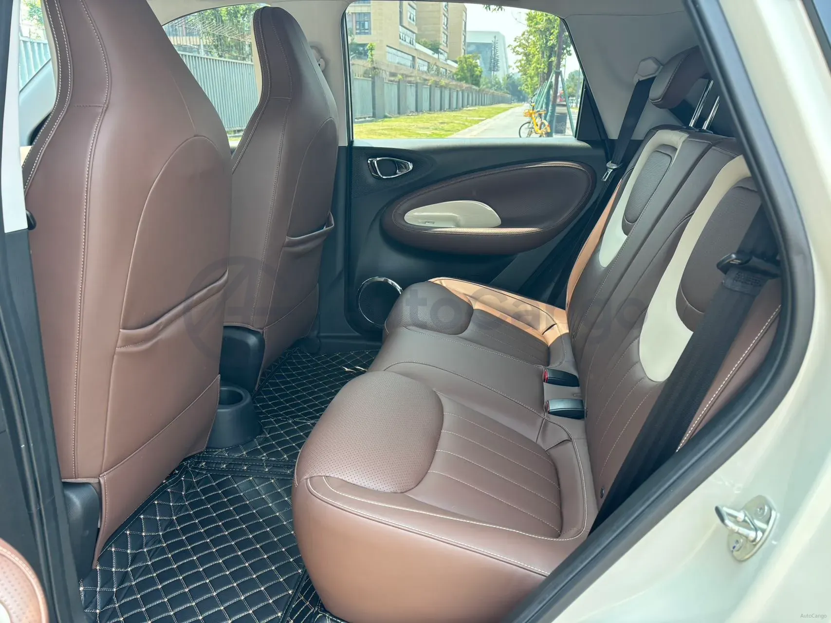 2023 WuLing BinGuo BEV 37.9KWH,autocango,china used car exporter,china ev exporter,chinese used car exporter,chinese used ev exporter