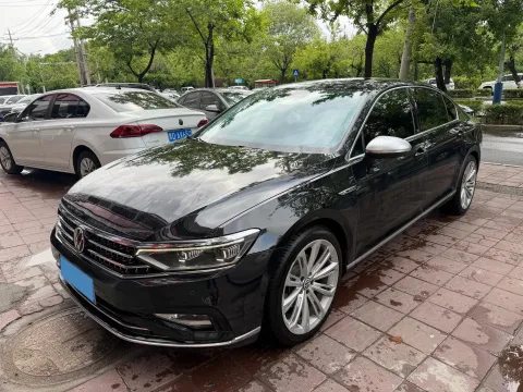 2021 VOLKSWAGEN MAGOTAN,autocango,china used car exporter,china ev exporter,chinese used car exporter,chinese used ev exporter