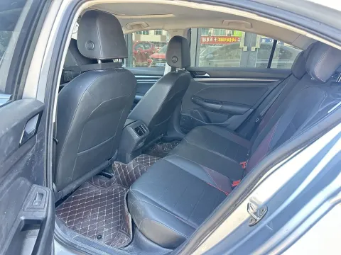 2020 Volkswagen Bora 1.5L 113HP L4 6AT