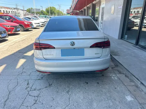 2020 Volkswagen Bora 1.5L 113HP L4 6AT