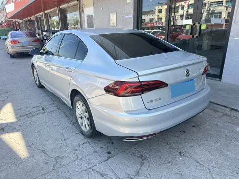 2020 Volkswagen Bora 1.5L 113HP L4 6AT