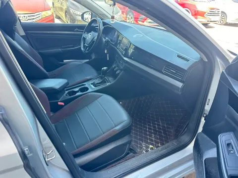 2020 Volkswagen Bora 1.5L 113HP L4 6AT