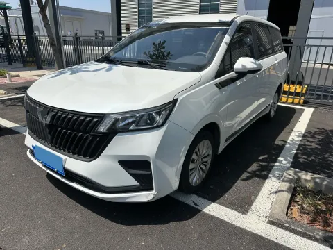 2022 WuLing ZhengChen 2.0L 136HP L4 6MT,autocango,china used car exporter,china ev exporter,chinese used car exporter,chinese used ev exporter