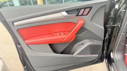 2025 Audi Q5L 2.0T 245HP L4 7DCT