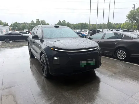2024 Li L6 Range Extended 154HP L4 REEV 36.8KWH,autocango,china used car exporter,china ev exporter,chinese used car exporter,chinese used ev exporter