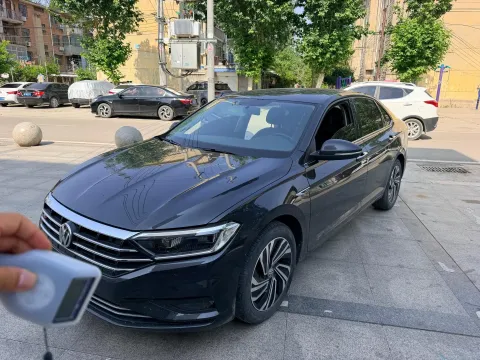 2022 VOLKSWAGEN SAGITAR,autocango,china used car exporter,china ev exporter,chinese used car exporter,chinese used ev exporter