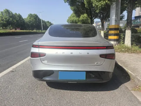 2023 Xpeng P7 BEV 86.2KWH