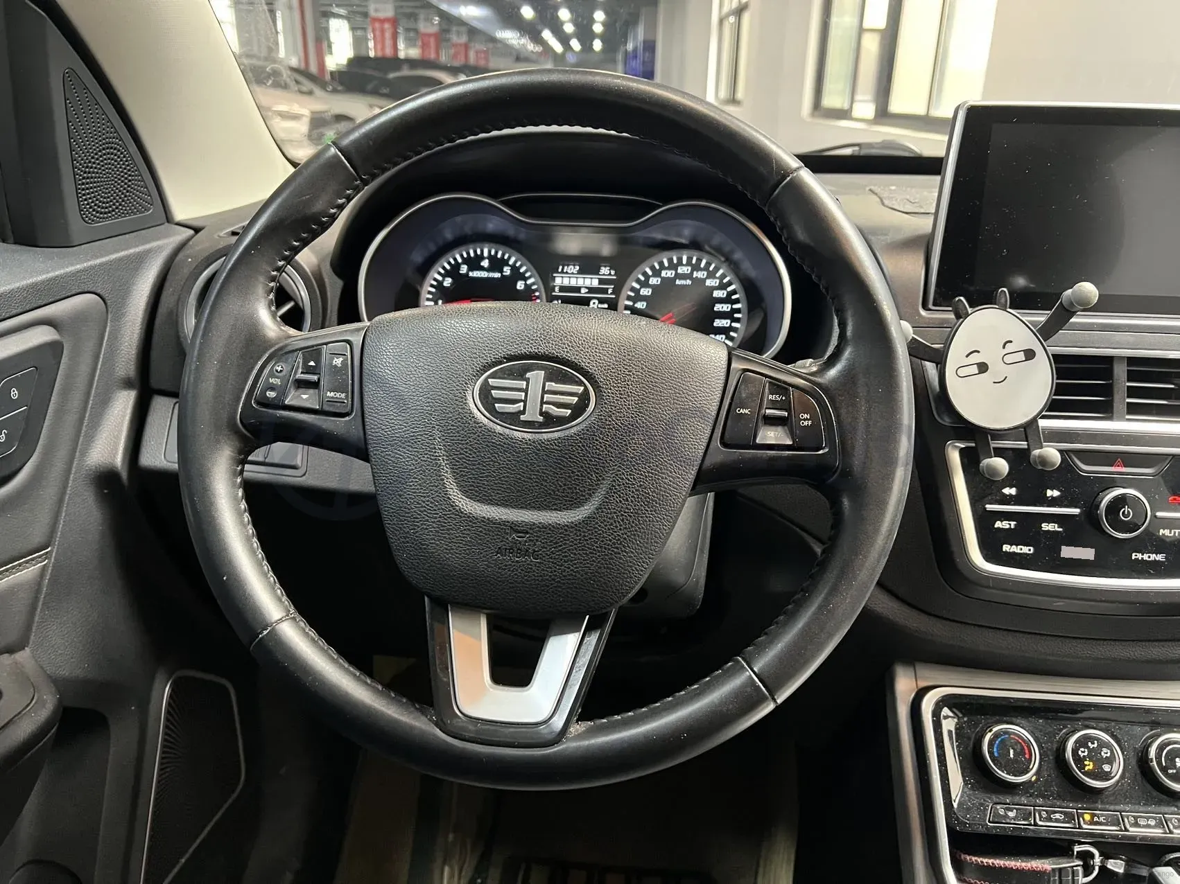 2019 Bestune X40 1.6L 114HP L4 6AT,autocango,china used car exporter,china ev exporter,chinese used car exporter,chinese used ev exporter