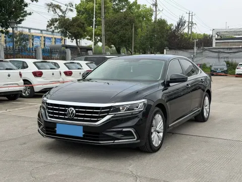 2021 VOLKSWAGEN PASSAT,autocango,china used car exporter,china ev exporter,chinese used car exporter,chinese used ev exporter
