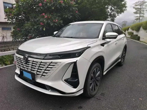 2023 CHANGAN CS75 PLUS,autocango,china used car exporter,china ev exporter,chinese used car exporter,chinese used ev exporter