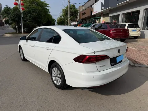 2021 Volkswagen Bora 1.5L 113HP L4 6AT