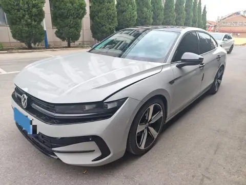 2024 VOLKSWAGEN MAGOTAN,autocango,china used car exporter,china ev exporter,chinese used car exporter,chinese used ev exporter