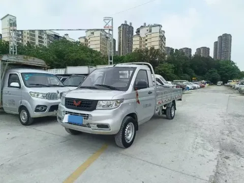 2022 WULING RONGGUANG MINI TRUCK,autocango,china used car exporter,china ev exporter,chinese used car exporter,chinese used ev exporter