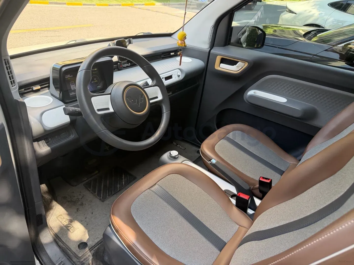2022 WuLing HongGuang MINI EV BEV 17.3KWH,autocango,china used car exporter,china ev exporter,chinese used car exporter,chinese used ev exporter