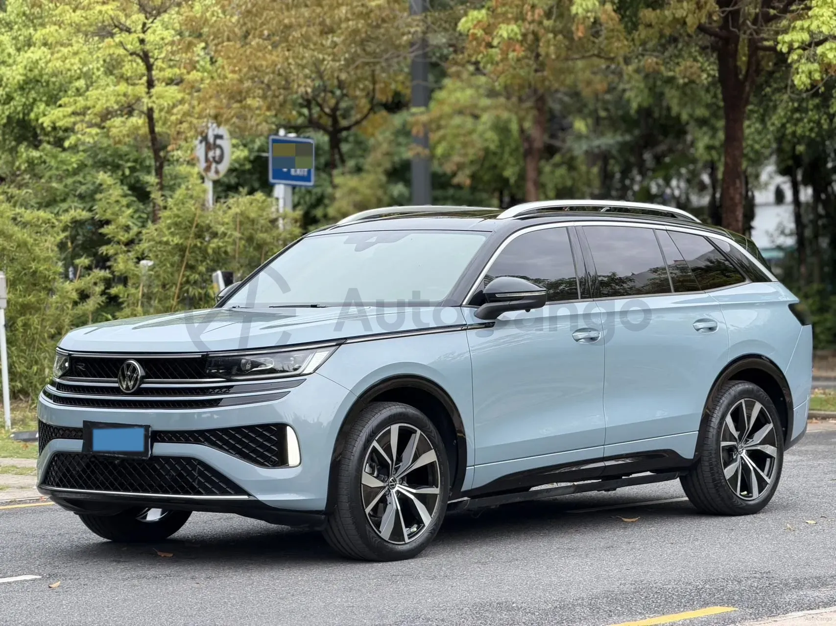2023 Volkswagen Tavendor 2.0T 220HP L4 7DCT,autocango,china used car exporter,china ev exporter,chinese used car exporter,chinese used ev exporter