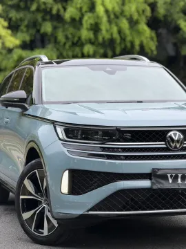 2023 Volkswagen Tavendor 2.0T 220HP L4 7DCT