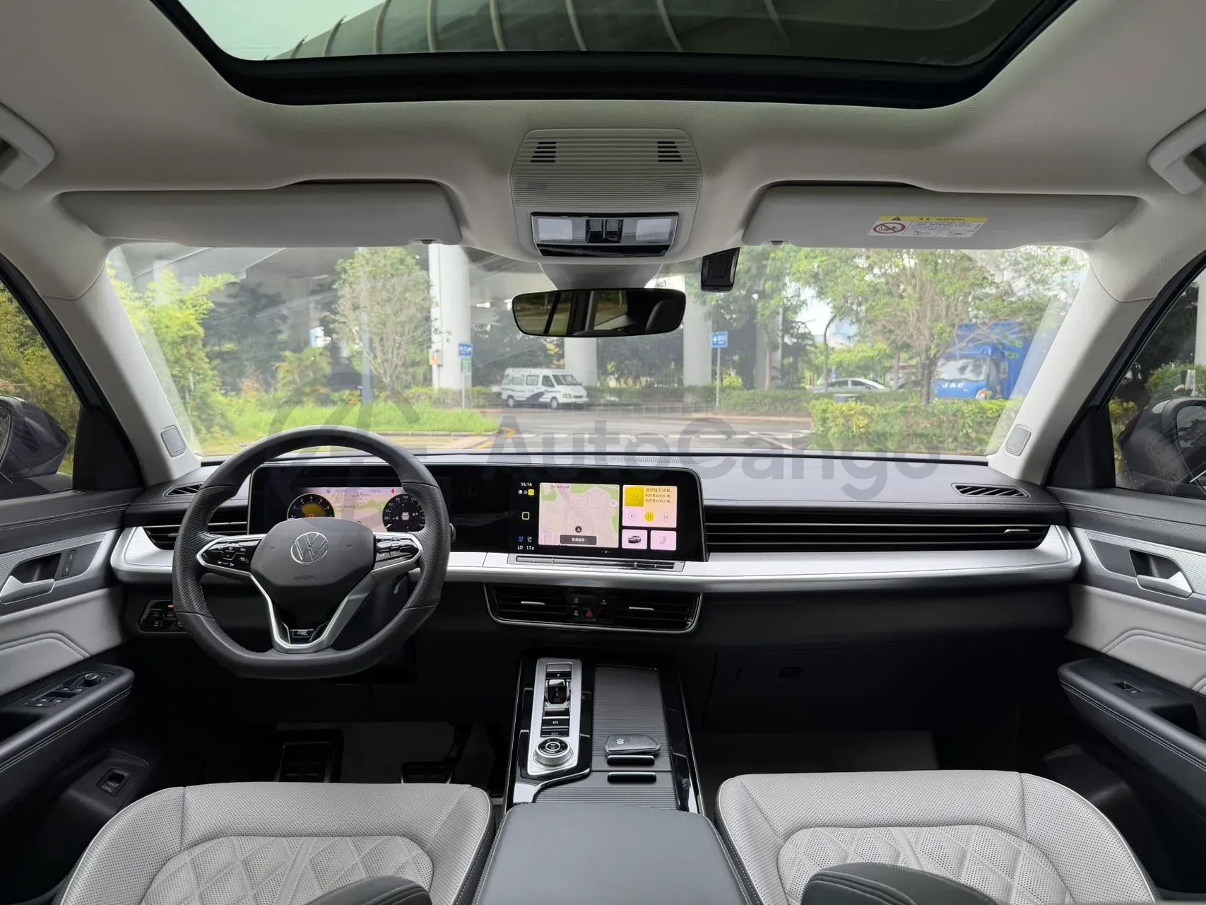 2023 Volkswagen Tavendor 2.0T 220HP L4 7DCT,autocango,china used car exporter,china ev exporter,chinese used car exporter,chinese used ev exporter