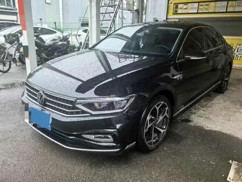 2023 VOLKSWAGEN MAGOTAN,autocango,china used car exporter,china ev exporter,chinese used car exporter,chinese used ev exporter