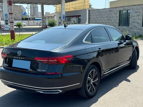 2021 Volkswagen Passat 2.0T 186HP L4 7DCT