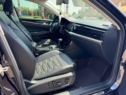 2021 Volkswagen Passat 2.0T 186HP L4 7DCT