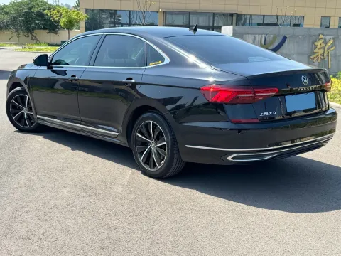 2021 Volkswagen Passat 2.0T 186HP L4 7DCT