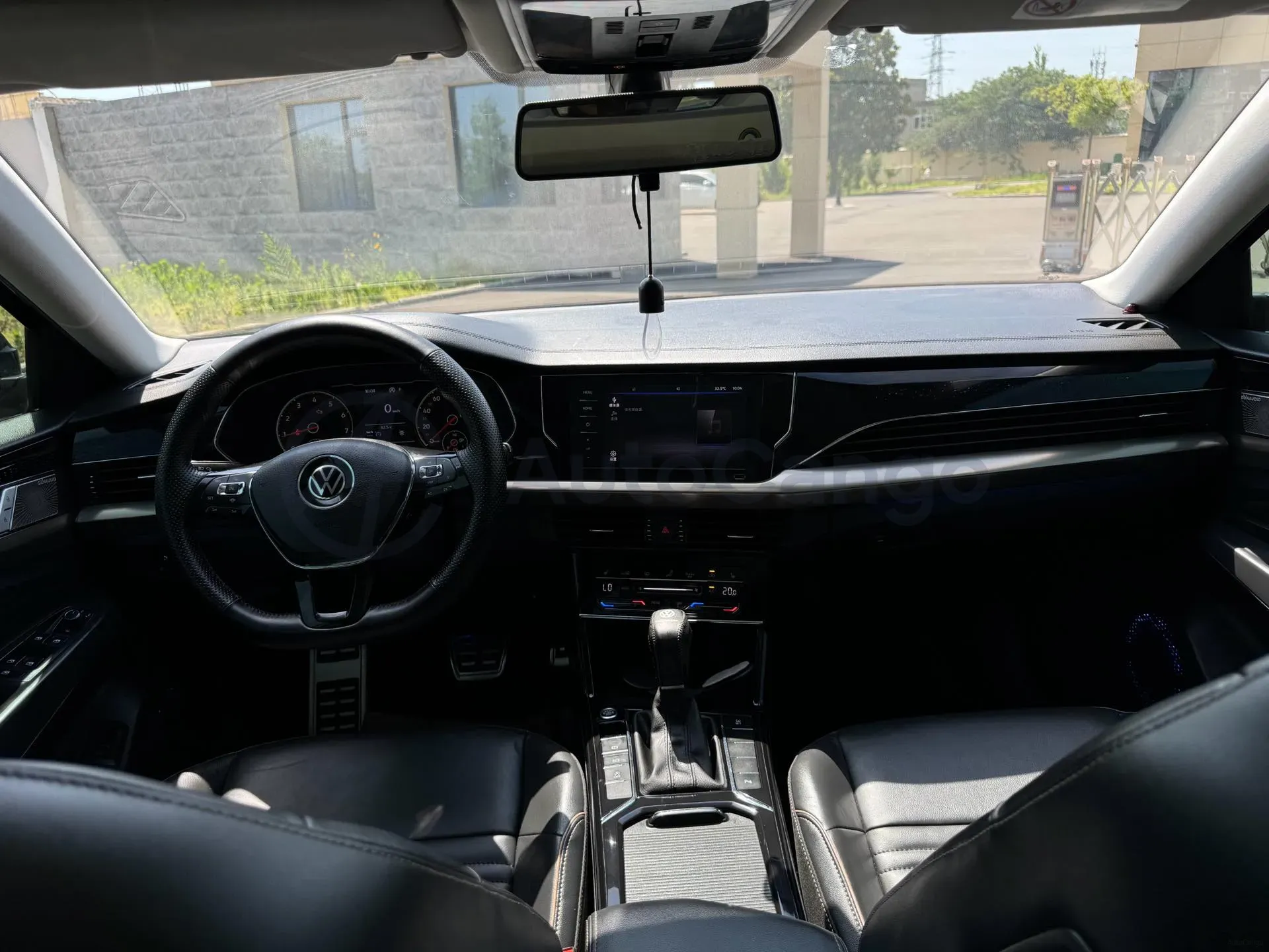 2021 Volkswagen Passat 2.0T 186HP L4 7DCT,autocango,china used car exporter,china ev exporter,chinese used car exporter,chinese used ev exporter