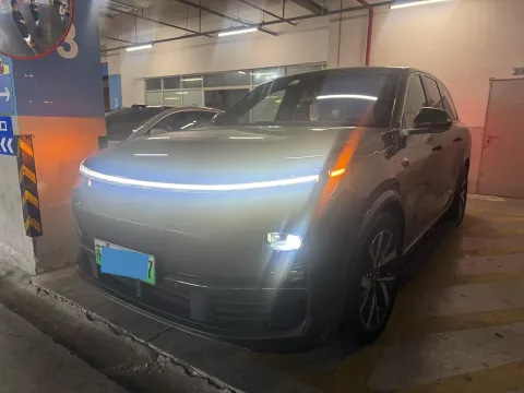2023 LI L8,autocango,china used car exporter,china ev exporter,chinese used car exporter,chinese used ev exporter