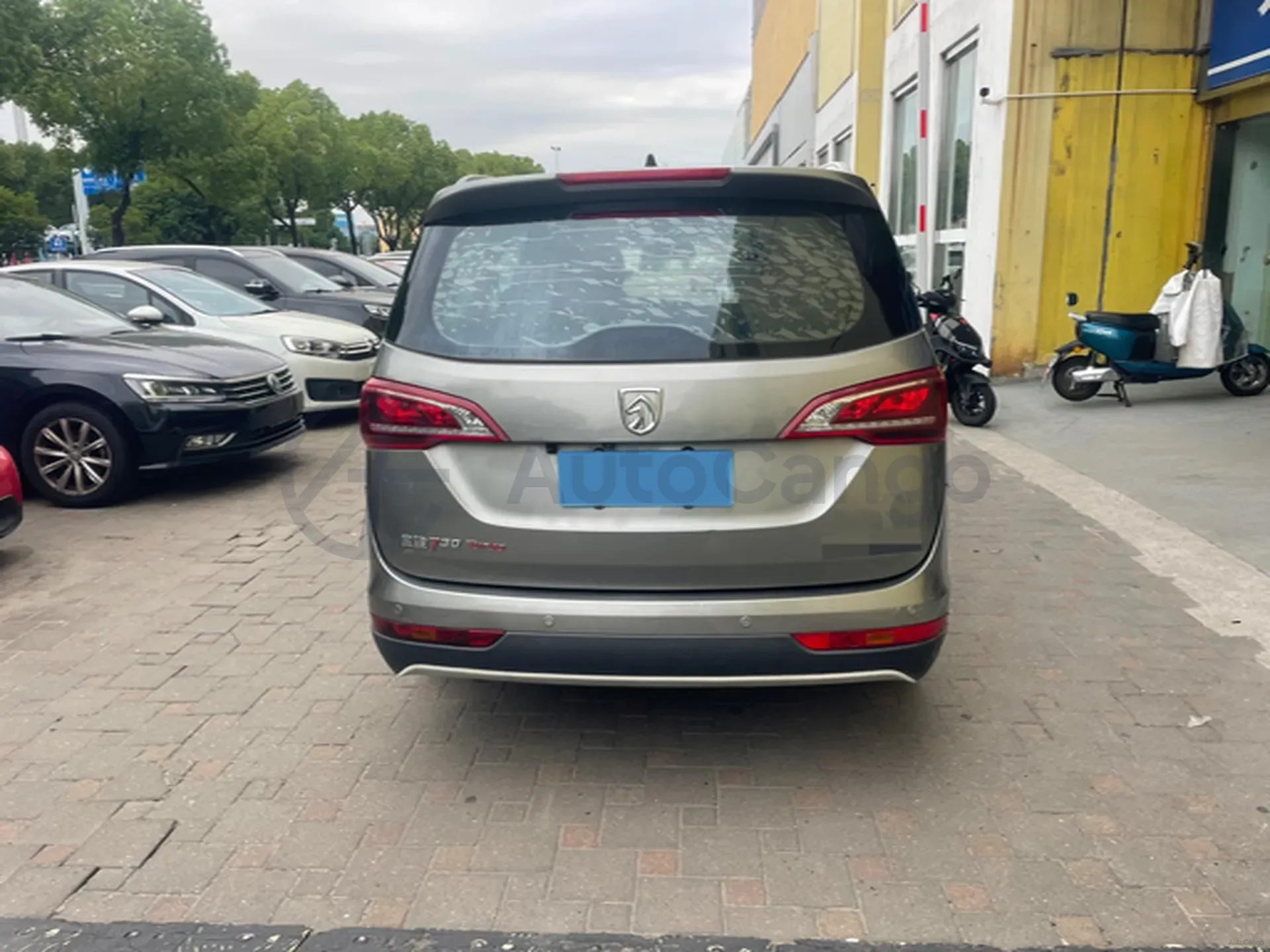 2019 BaoJun 730 1.5T 147HP L4 6MT,autocango,china used car exporter,china ev exporter,chinese used car exporter,chinese used ev exporter