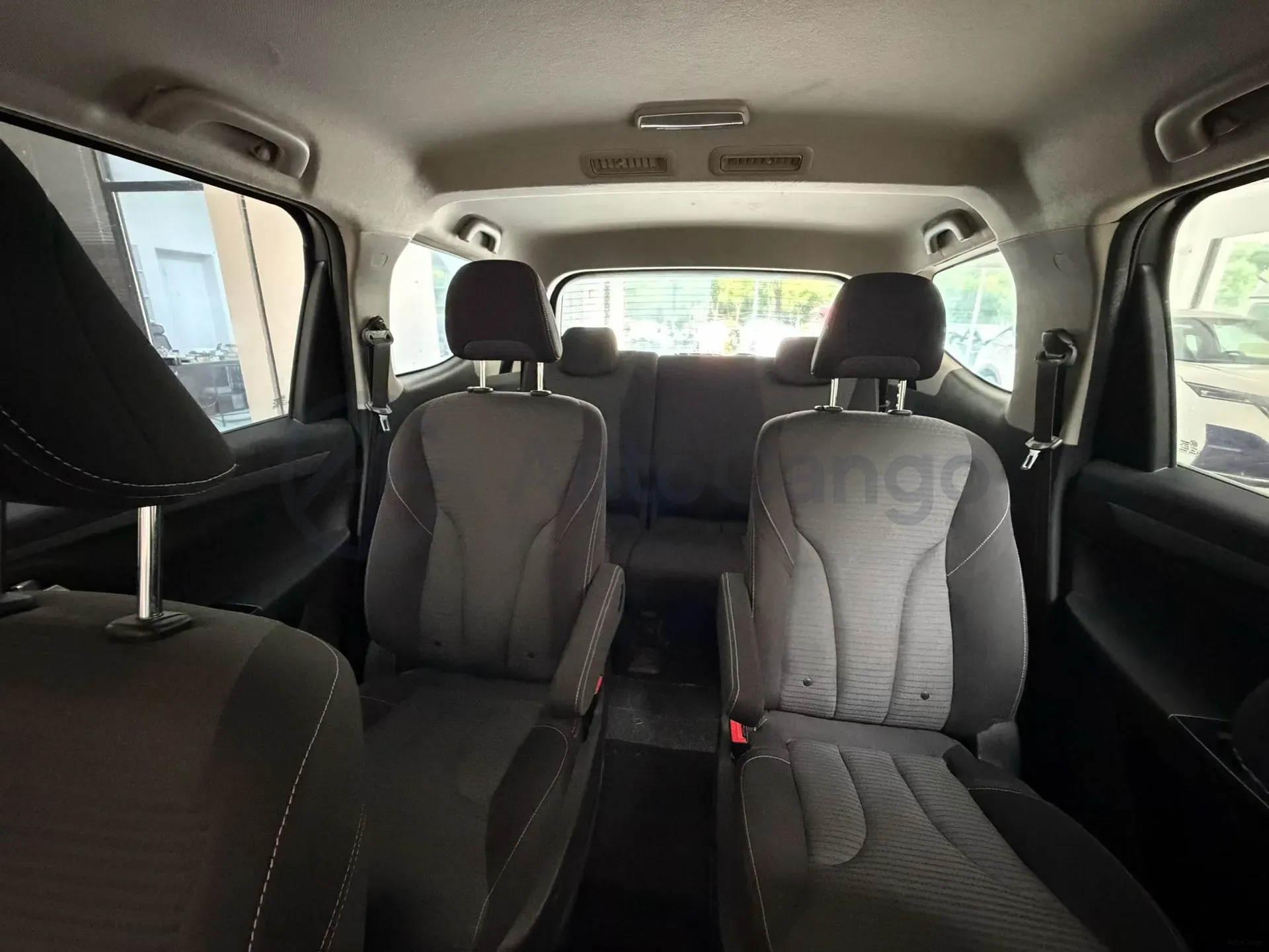 2019 BaoJun 730 1.5T 147HP L4 6MT,autocango,china used car exporter,china ev exporter,chinese used car exporter,chinese used ev exporter