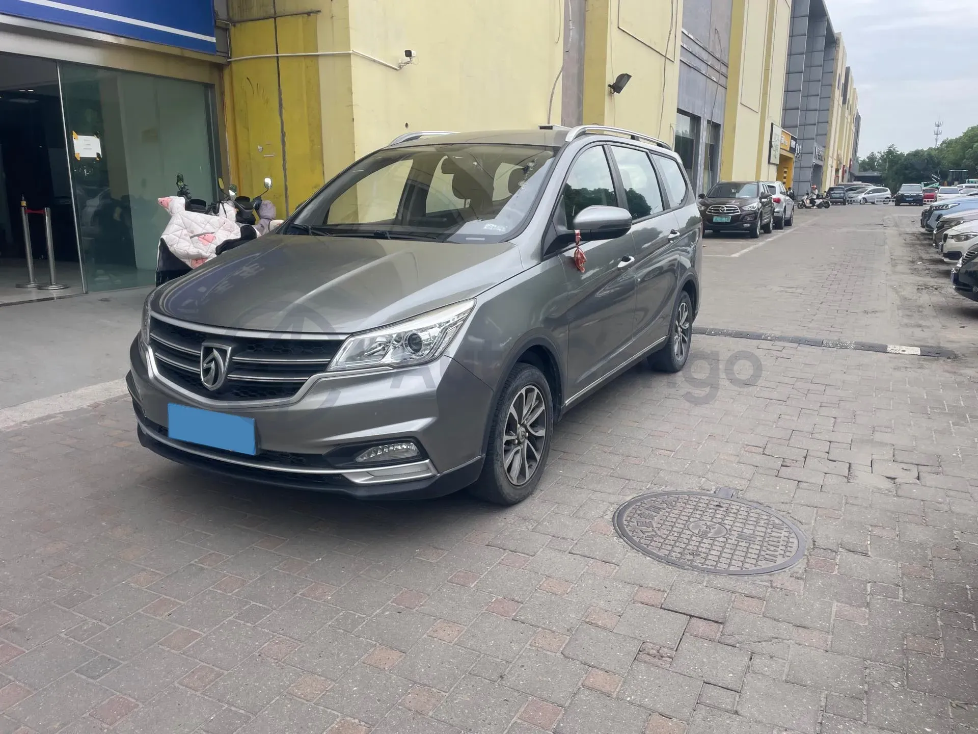 2019 BaoJun 730 1.5T 147HP L4 6MT,autocango,china used car exporter,china ev exporter,chinese used car exporter,chinese used ev exporter