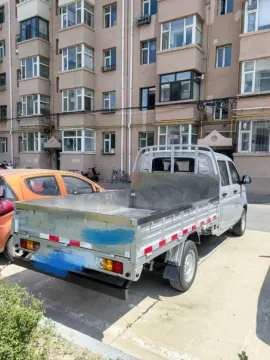 2023 WuLing RongGuang New Truck 1.5L 102HP L4 5MT