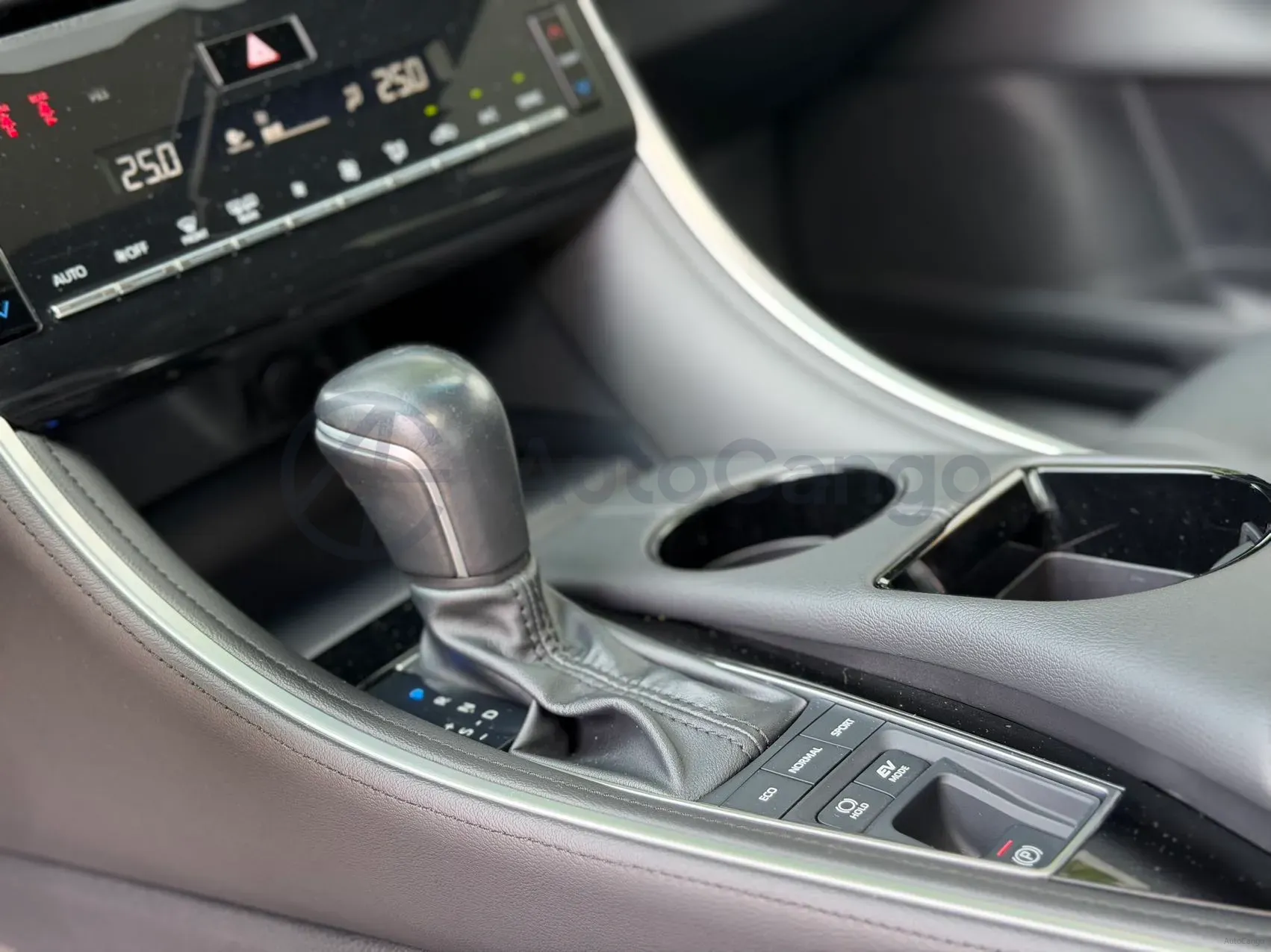 2022 Toyota Avalon 2.5L 178HP L4 E-CVT Hybrid,autocango,china used car exporter,china ev exporter,chinese used car exporter,chinese used ev exporter