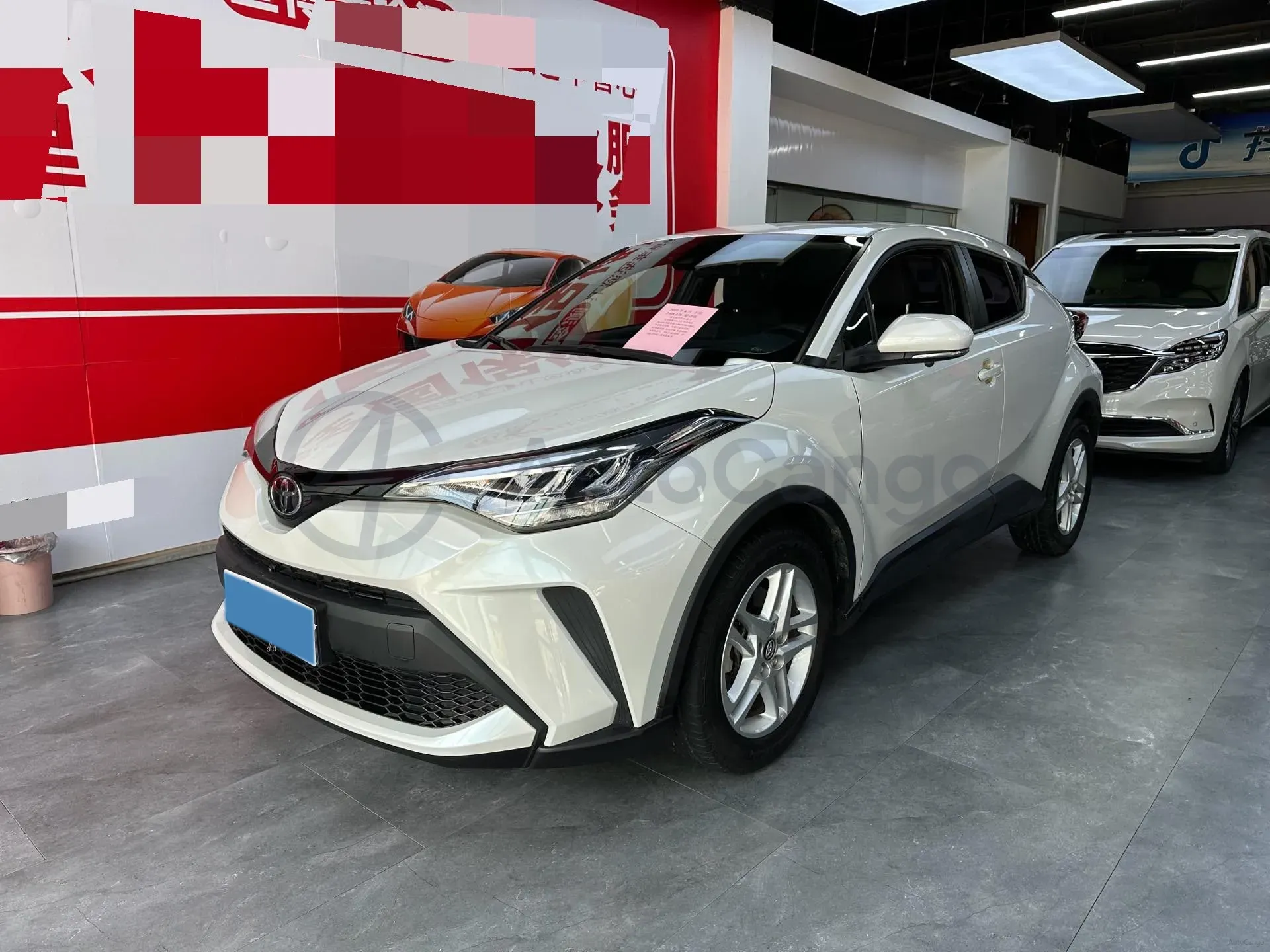 2022 Toyota C-HR 2.0L 171HP L4 CVT,autocango,china used car exporter,china ev exporter,chinese used car exporter,chinese used ev exporter