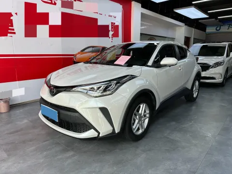 2022 TOYOTA C-HR,autocango,china used car exporter,china ev exporter,chinese used car exporter,chinese used ev exporter
