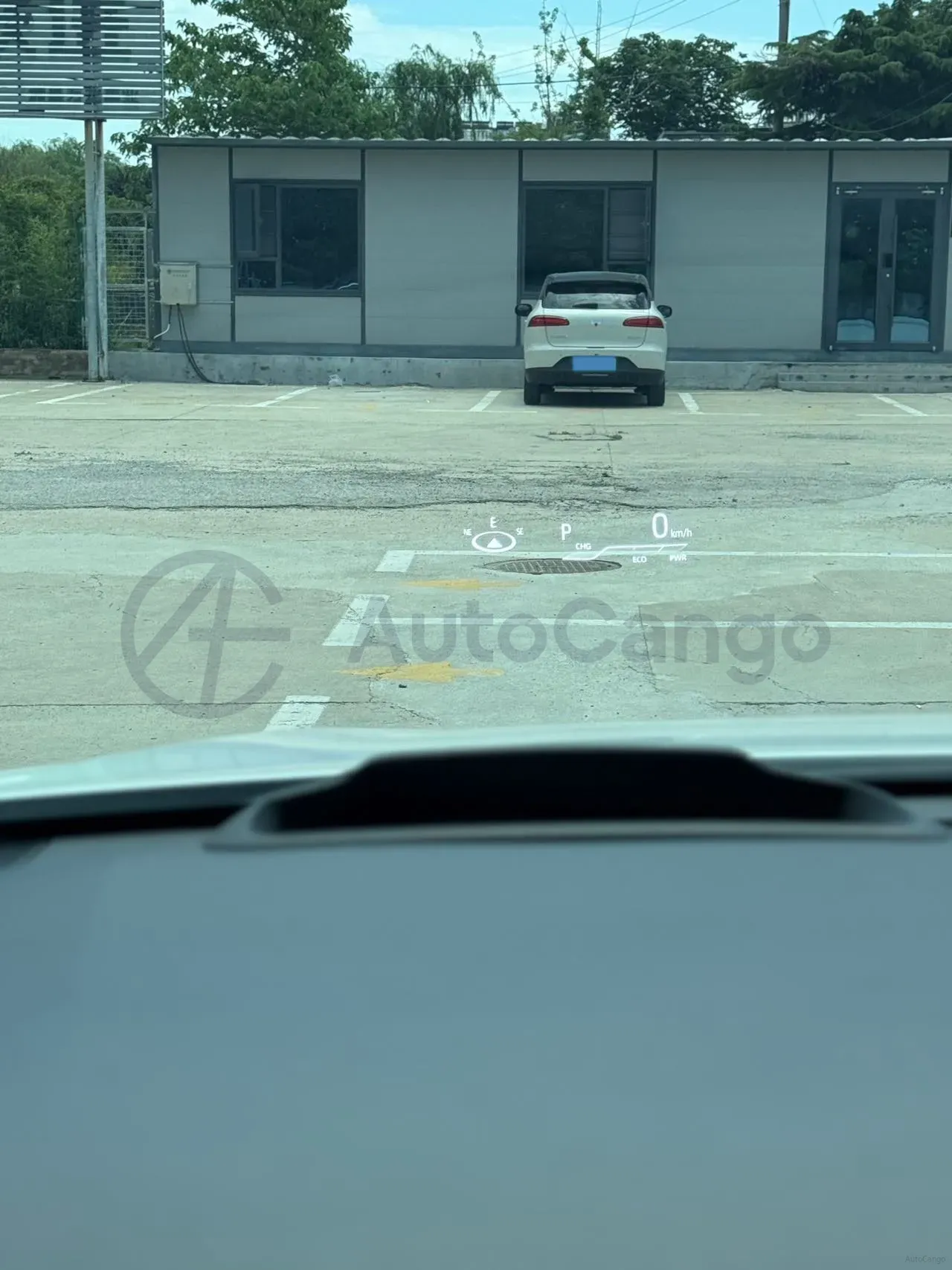 2024 Toyota Granvia 2.5L 189HP L4 E-CVT Hybrid,autocango,china used car exporter,china ev exporter,chinese used car exporter,chinese used ev exporter