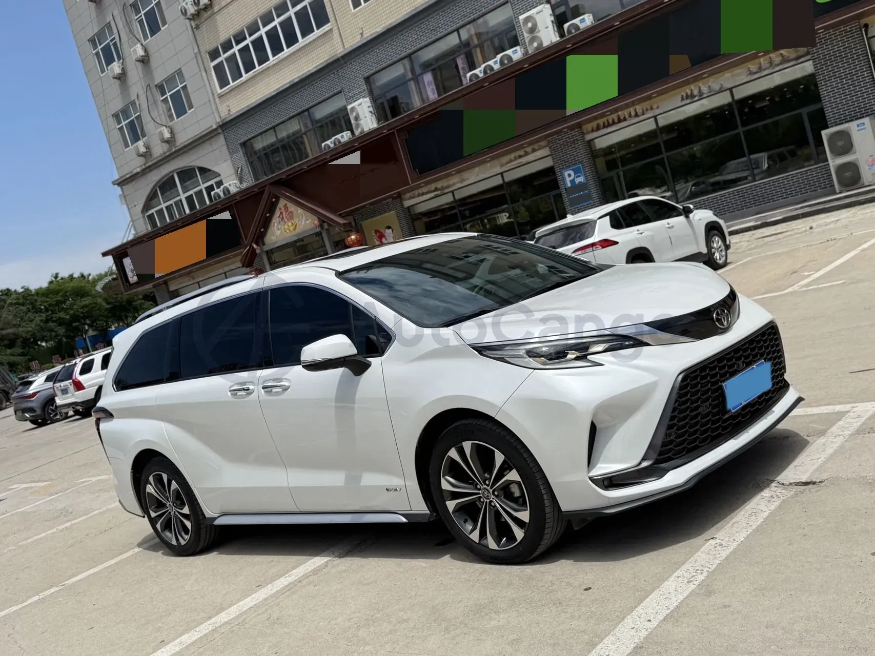 2024 Toyota Granvia 2.5L 189HP L4 E-CVT Hybrid,autocango,china used car exporter,china ev exporter,chinese used car exporter,chinese used ev exporter