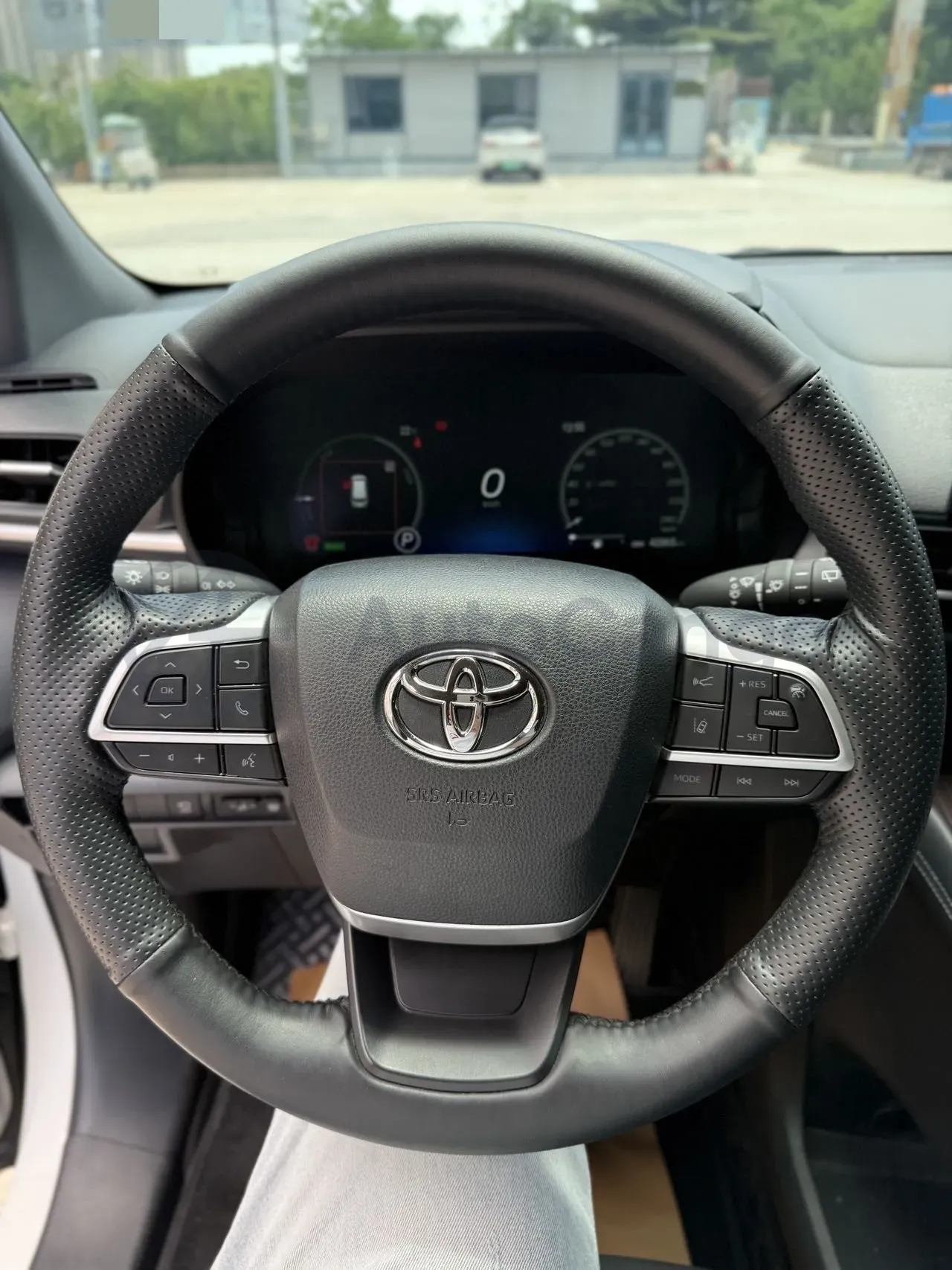 2024 Toyota Granvia 2.5L 189HP L4 E-CVT Hybrid,autocango,china used car exporter,china ev exporter,chinese used car exporter,chinese used ev exporter