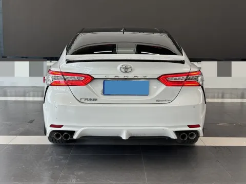 2021 Toyota Camry 2.5L 209HP L4 8AT